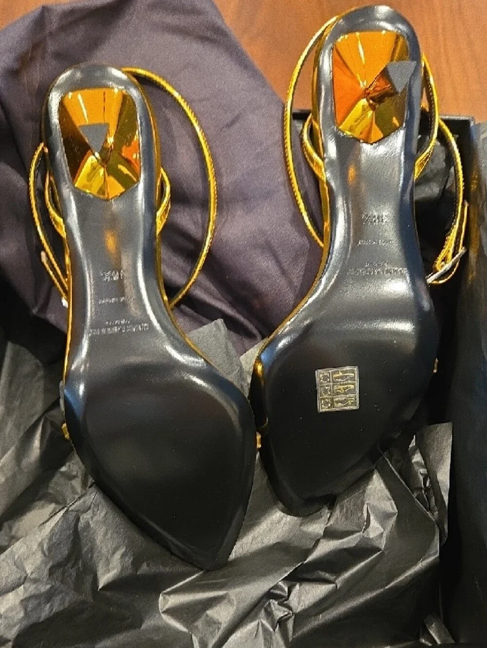 YSL Saint Laurent Metallic Gold Tangerine Kitty Sandal - Picture 10 of 13